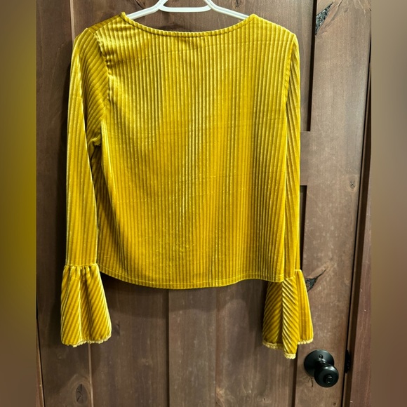 Chris and Carol Mustard Yellow Velvet Top with Bell Sleeves - Picture 2 of 2